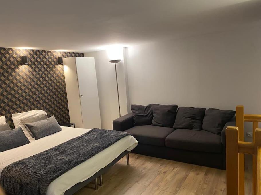 מונטרוג' Magnifique Duplex 45 M2 Aux Portes De Paris Metro Barbara A 30Mn Expo Porte De Versailles מראה חיצוני תמונה