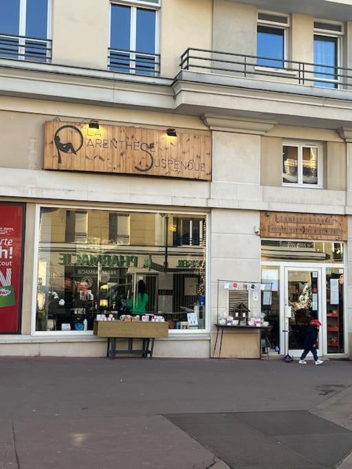 מונטרוג' Magnifique Duplex 45 M2 Aux Portes De Paris Metro Barbara A 30Mn Expo Porte De Versailles מראה חיצוני תמונה