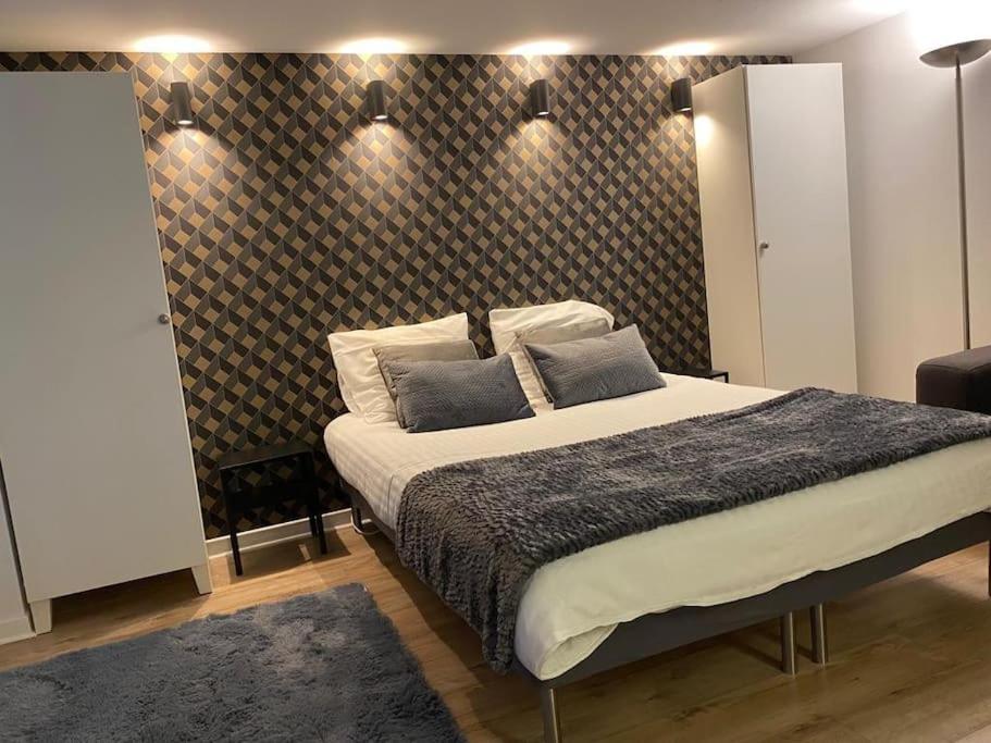 מונטרוג' Magnifique Duplex 45 M2 Aux Portes De Paris Metro Barbara A 30Mn Expo Porte De Versailles מראה חיצוני תמונה