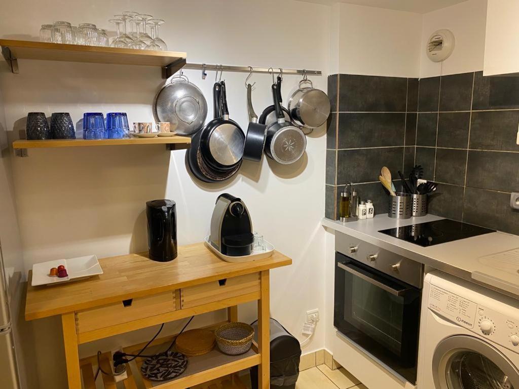 מונטרוג' Magnifique Duplex 45 M2 Aux Portes De Paris Metro Barbara A 30Mn Expo Porte De Versailles מראה חיצוני תמונה